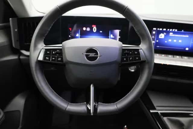 Opel Astra (2023) thumbnail 7