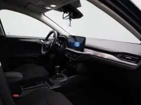 Ford Focus thumbnail 25