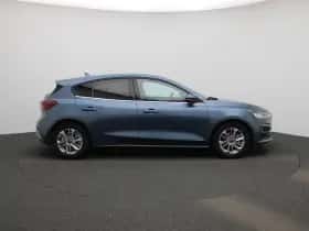 Ford Focus thumbnail 6
