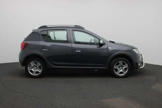Dacia Sandero Stepway (2020) thumbnail 6