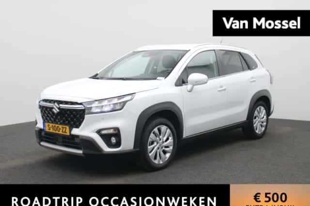 Suzuki S-Cross (2023) thumbnail 1