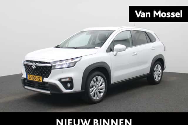 Suzuki S-Cross (2023) thumbnail 1