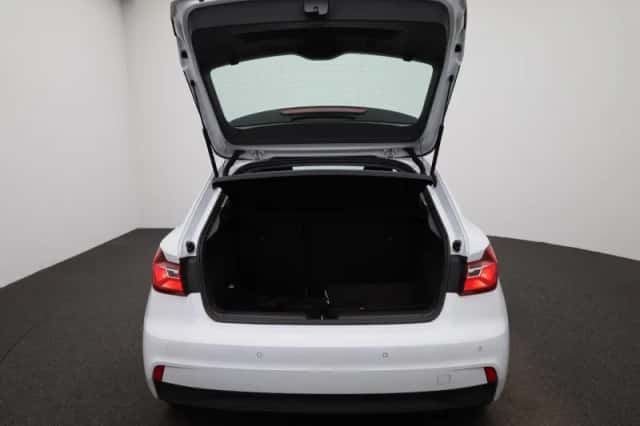 Audi A1 (2023) thumbnail 11