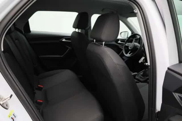 Audi A1 (2023) thumbnail 30