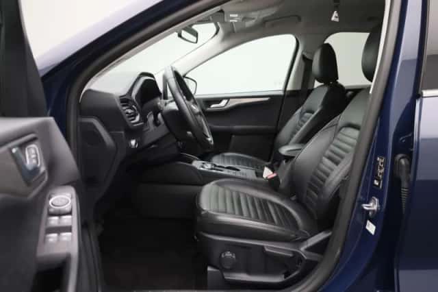 Ford Kuga (2021) thumbnail 11