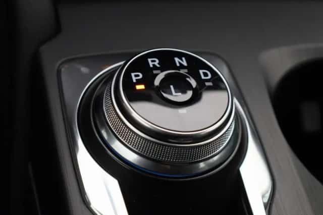 Ford Kuga (2021) thumbnail 19