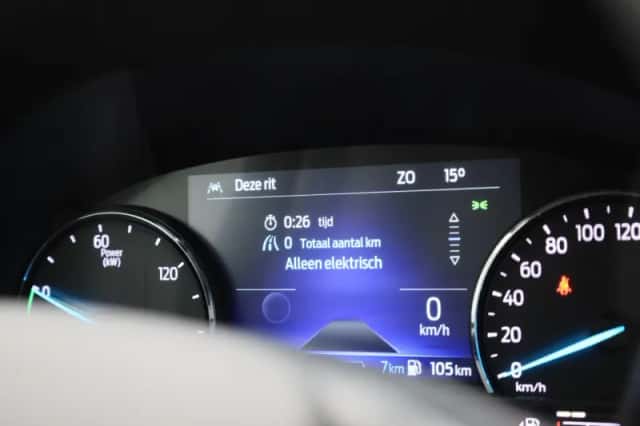 Ford Kuga (2021) thumbnail 21