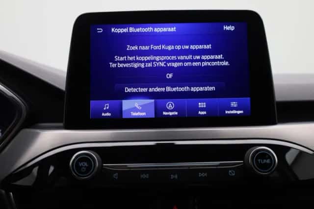 Ford Kuga (2021) thumbnail 22