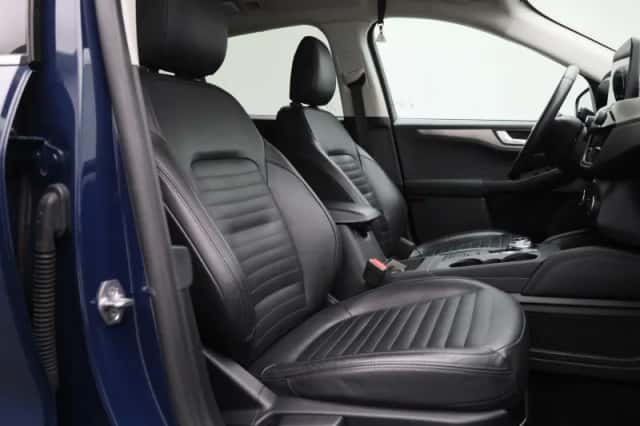 Ford Kuga (2021) thumbnail 31