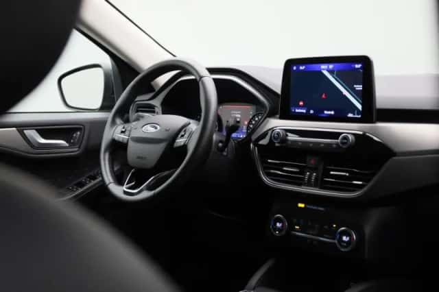 Ford Kuga (2021) thumbnail 34