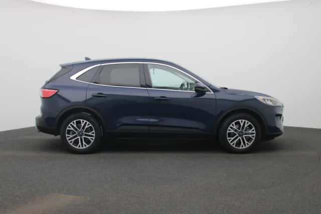 Ford Kuga (2021) thumbnail 6