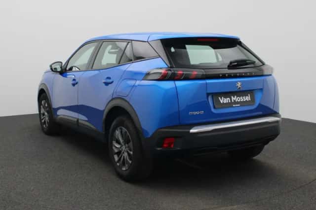 Peugeot 2008 (2022) thumbnail 2