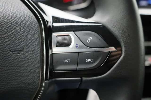 Peugeot 2008 (2022) thumbnail 15