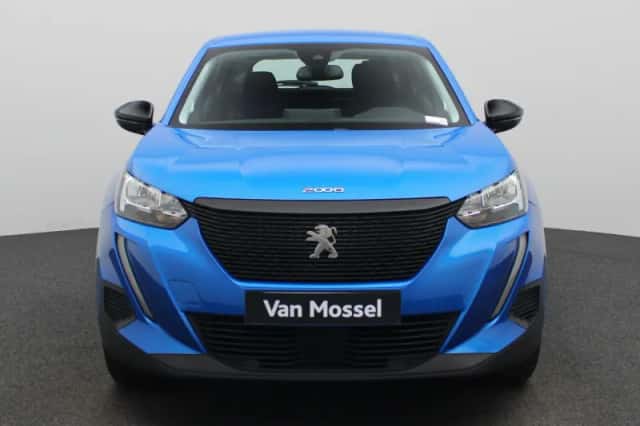 Peugeot 2008 (2022) thumbnail 3