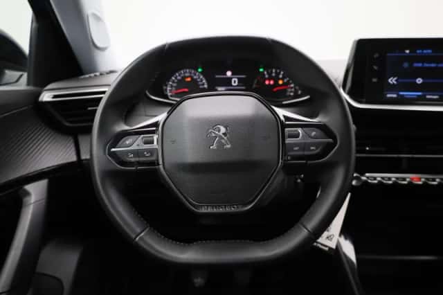 Peugeot 2008 (2022) thumbnail 7
