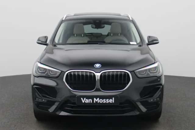 BMW X1 (2022) thumbnail 3