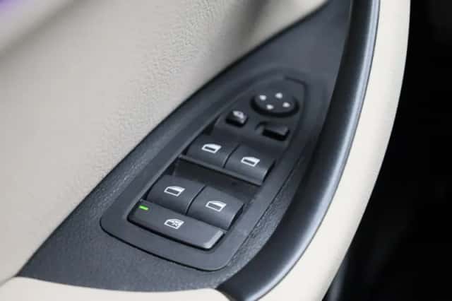 BMW X1 (2022) thumbnail 30