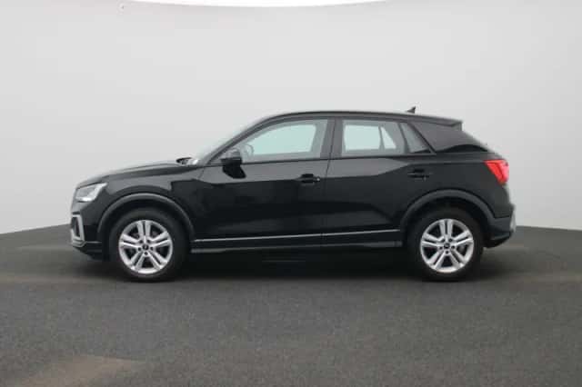 Audi Q2 (2022) thumbnail 4