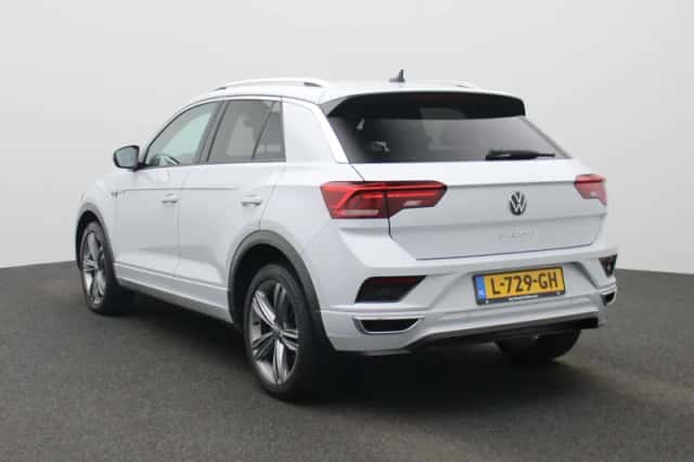 Volkswagen T-Roc (2021) thumbnail 2