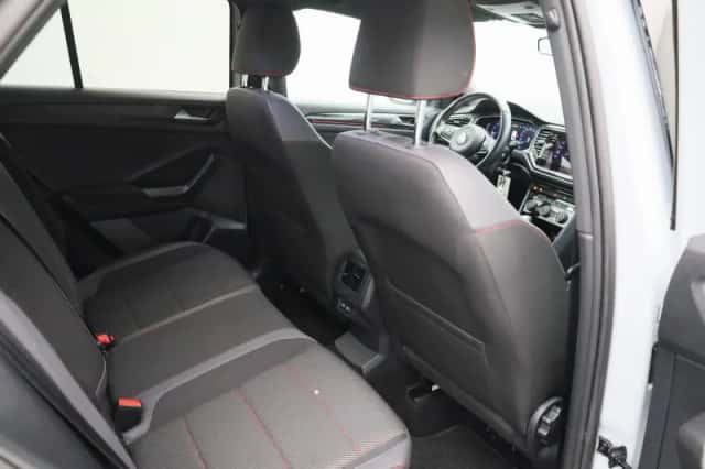 Volkswagen T-Roc (2021) thumbnail 33