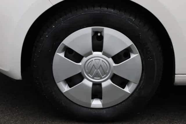 Volkswagen Up! (2019) thumbnail 12