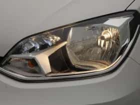 Volkswagen Up! thumbnail 13