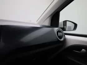 Volkswagen Up! thumbnail 15