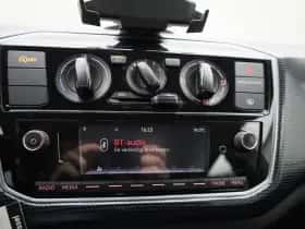 Volkswagen Up! thumbnail 17