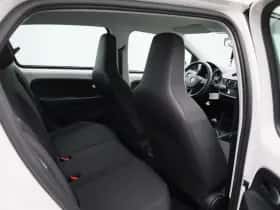 Volkswagen Up! (2019) thumbnail 23