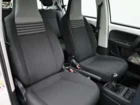 Volkswagen Up! thumbnail 24