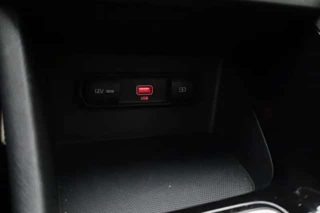 Kia Niro (2021) thumbnail 25