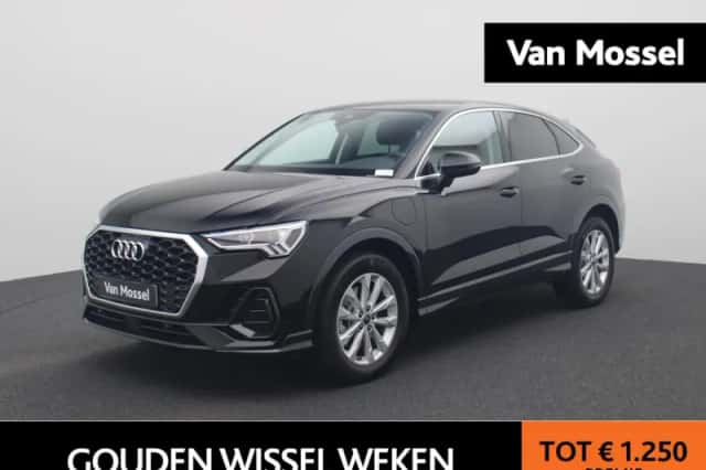 Audi Q3 (2024) thumbnail 1