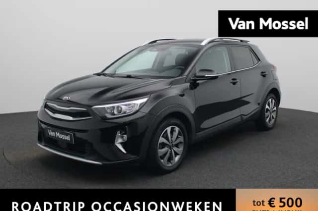 Kia Stonic (2021) thumbnail 1