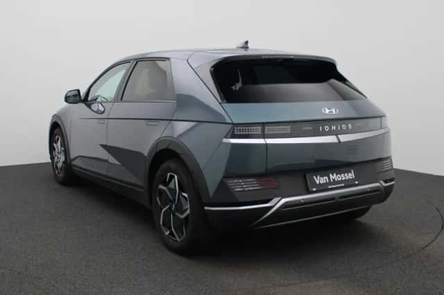 Hyundai Ioniq 5 (2024) thumbnail 2