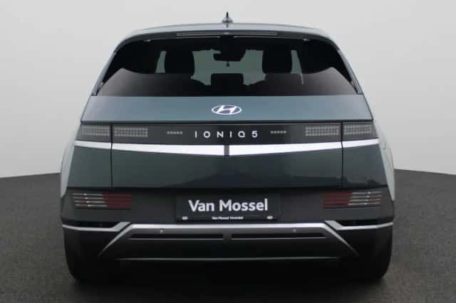 Hyundai Ioniq 5 (2024) thumbnail 5