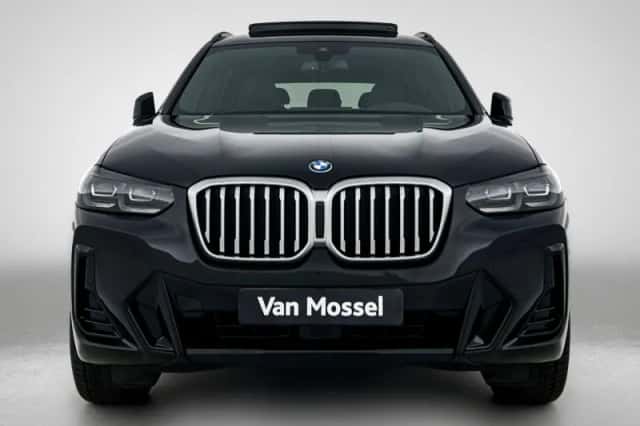 BMW X3 (2023) thumbnail 5