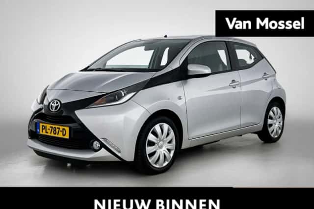 Toyota Aygo (2017) thumbnail 1