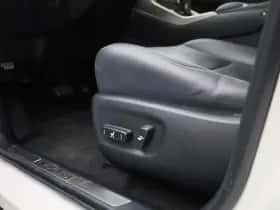 Lexus NX thumbnail 32