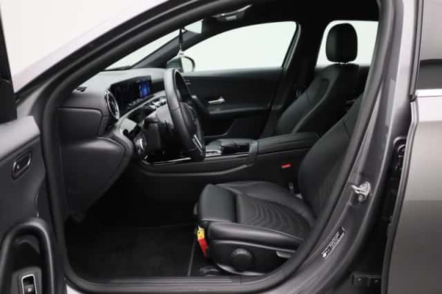 Mercedes-Benz A-Klasse (2022) thumbnail 9