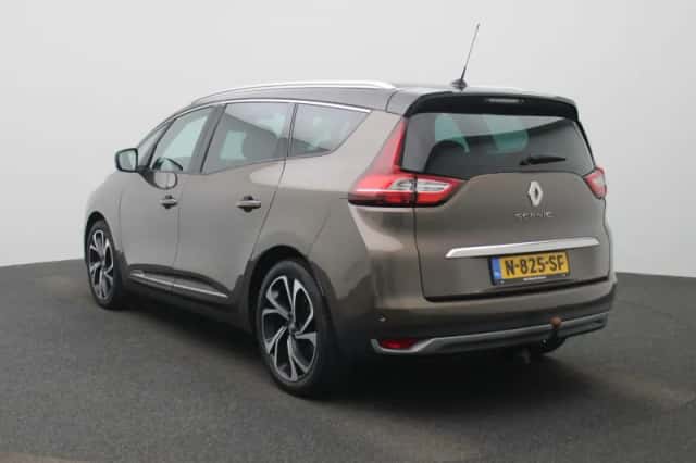 Renault Grand Scénic (2020) thumbnail 2