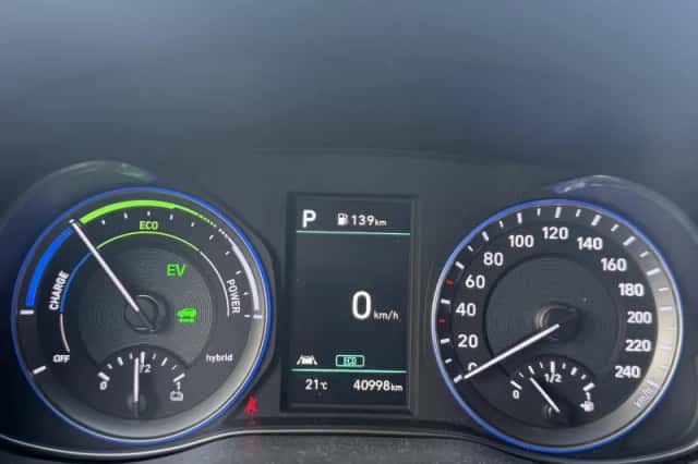Hyundai Kona (2019) thumbnail 4