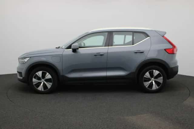 Volvo XC40 (2021) thumbnail 4