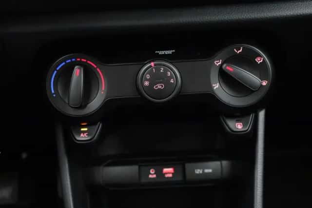 Kia Picanto (2020) thumbnail 17