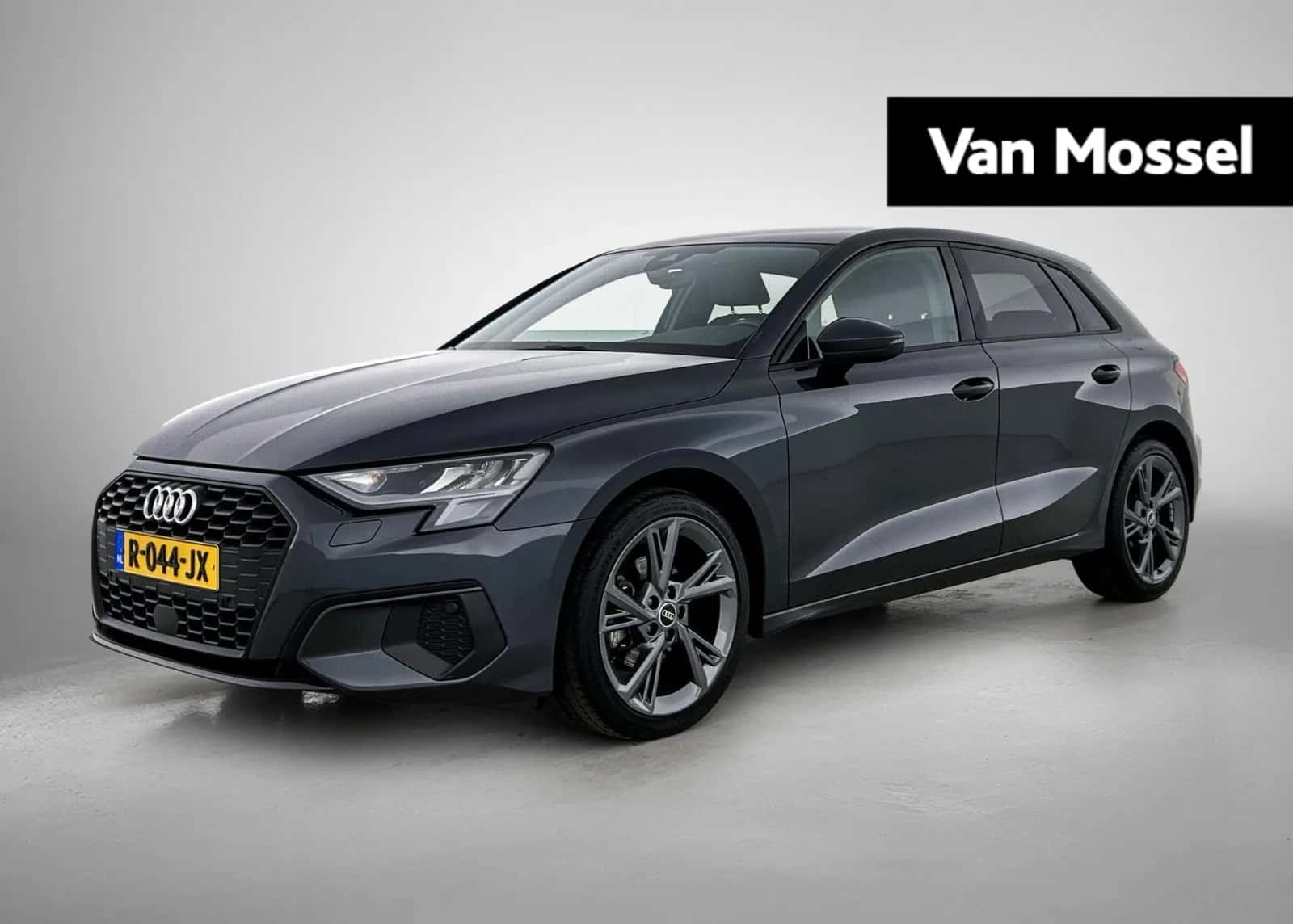 Audi A3 (2022) — foto 1