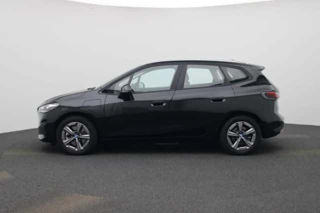 BMW 2-Serie (2024) thumbnail 4
