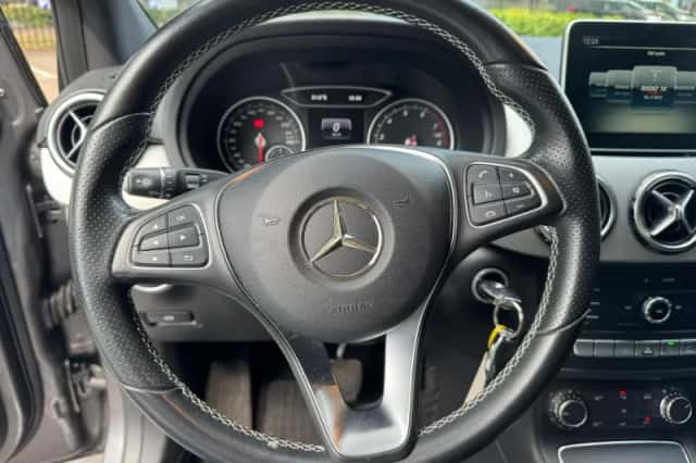 Mercedes-Benz B-Klasse (2016) thumbnail 6