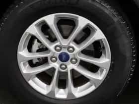 Ford Kuga thumbnail 12
