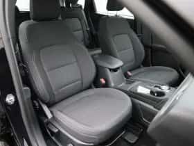 Ford Kuga thumbnail 33