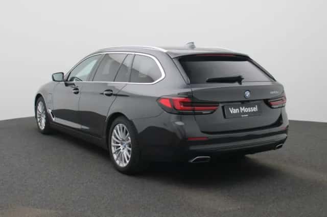 BMW 5-Serie (2022) thumbnail 2