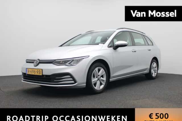 Volkswagen Golf (2022) thumbnail 1